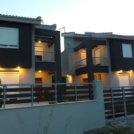 V Luxury Apartment *
